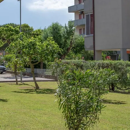 Azzurro Vista Mare Tatil Evi *