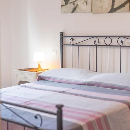 Azzurro Vista Mare * לידו אדריאנו